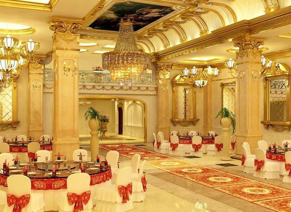 Tổng Quan Về Thi Công Con Sơn Sang Trọng Cho Nhà Hàng